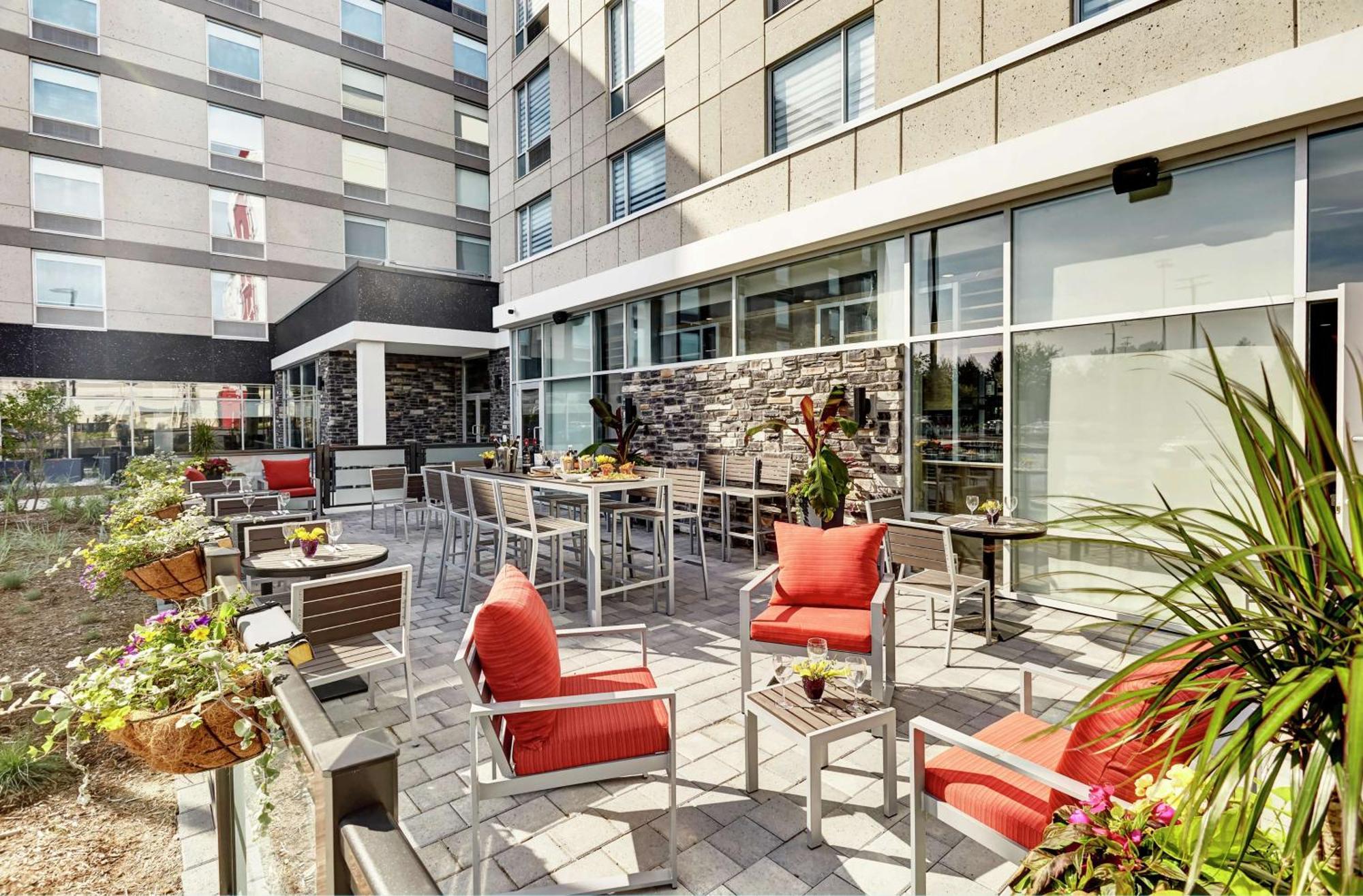 Hilton Garden Inn Toronto/Brampton West, Ontario, Canada Exterior foto